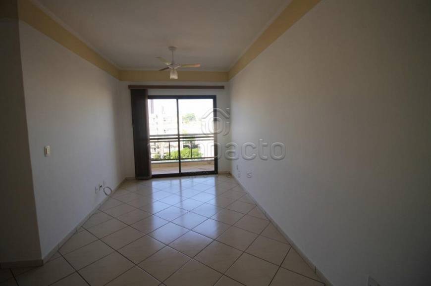 Foto 1 de Apartamento com 3 Quartos para alugar, 90m² em Bom Jardim, São José do Rio Preto