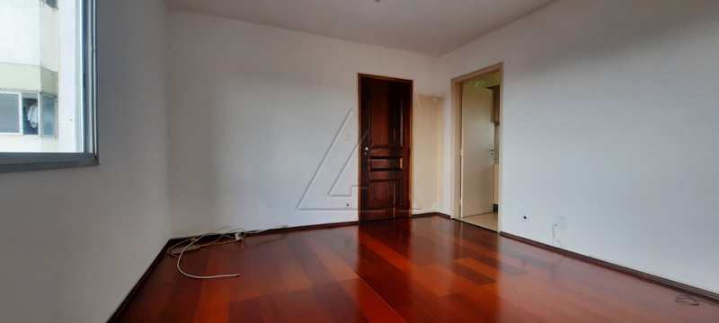 Foto 2 de Apartamento com 3 Quartos para alugar, 65m² em Caxingui, São Paulo