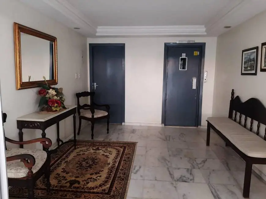 Foto 4 de Apartamento com 4 Quartos à venda, 230m² em Barra, Salvador