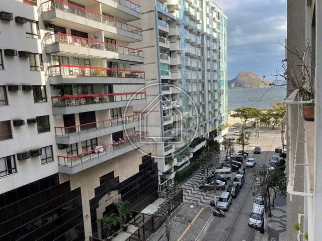 Foto 1 de Apartamento com 4 Quartos à venda, 180m² em Icaraí, Niterói