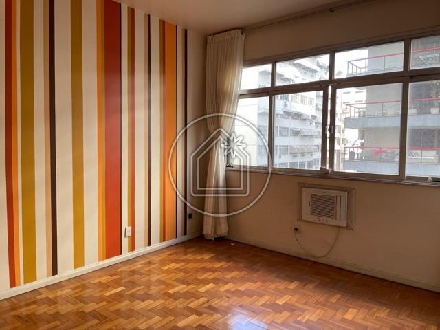 Foto 4 de Apartamento com 4 Quartos à venda, 180m² em Icaraí, Niterói