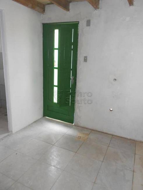 Foto 2 de Casa com 1 Quarto para alugar, 10m² em Centro, Pelotas