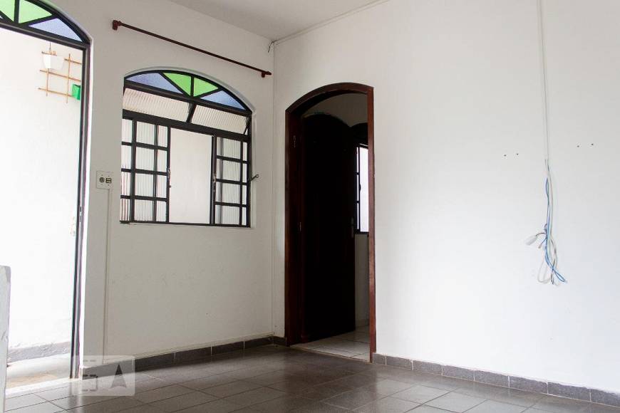 Foto 1 de Casa com 1 Quarto para alugar, 40m² em Vila Assuncao, Santo André