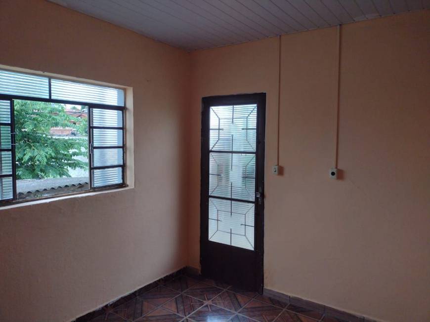 Foto 1 de Casa com 2 Quartos para alugar, 70m² em Jardim Guaçu Mirim III, Mogi Guaçu