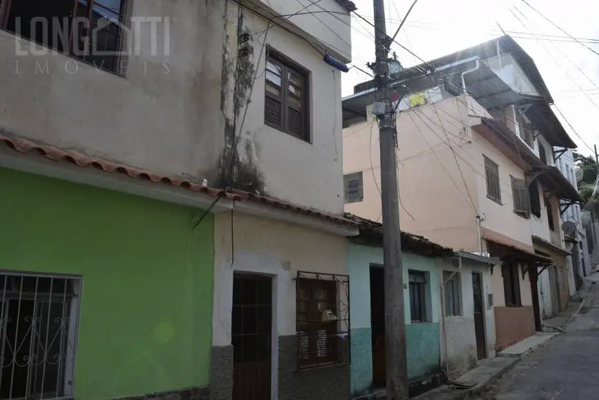 Foto 2 de Casa com 2 Quartos à venda, 90m² em Tejuco, São João Del Rei