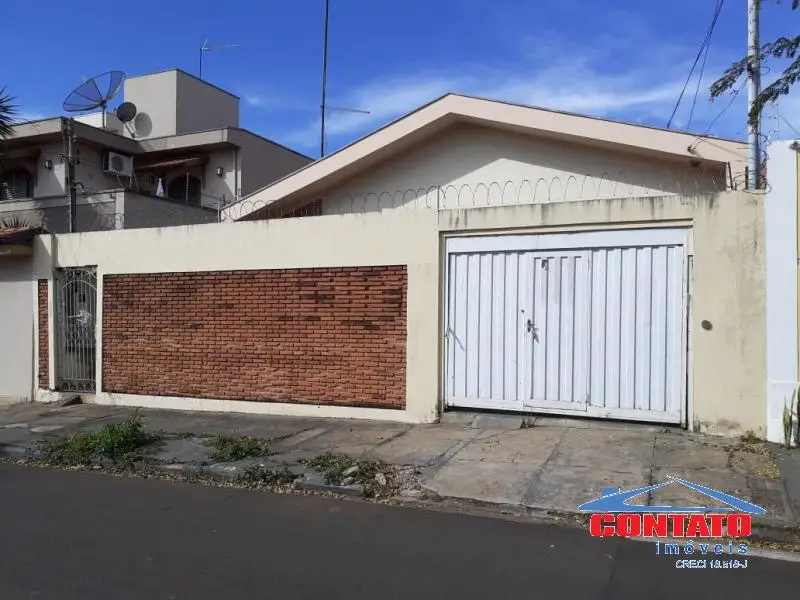 Foto 1 de Casa com 3 Quartos para alugar, 90m² em Cidade Jardim, São Carlos