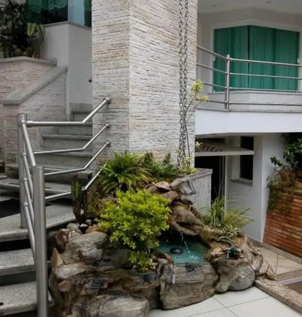 Foto 1 de Casa com 3 Quartos à venda, 377m² em Jardim Avelino, São Paulo