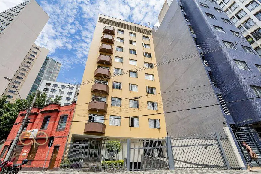 Foto 1 de Kitnet com 1 Quarto para alugar, 60m² em Centro, Curitiba