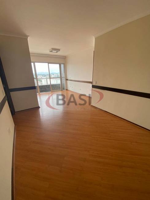 Foto 3 de Apartamento com 2 Quartos para alugar, 93m² em Centro, Curitiba