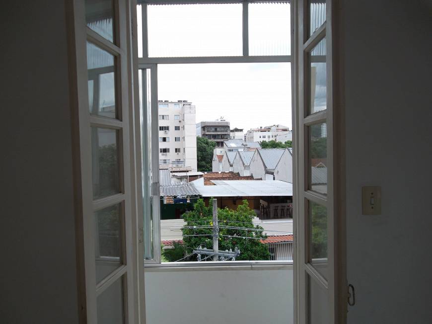 Foto 1 de Apartamento com 2 Quartos para alugar, 66m² em Maracanã, Rio de Janeiro