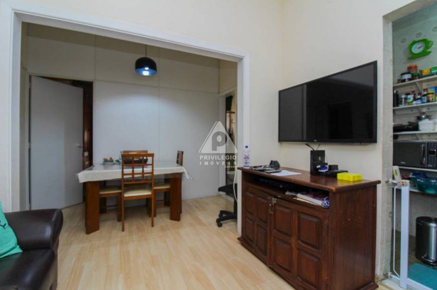 Foto 1 de Apartamento com 3 Quartos para alugar, 51m² em Flamengo, Rio de Janeiro