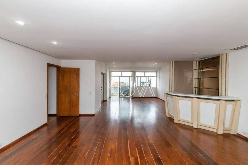Foto 1 de Apartamento com 4 Quartos para alugar, 256m² em Leme, Rio de Janeiro