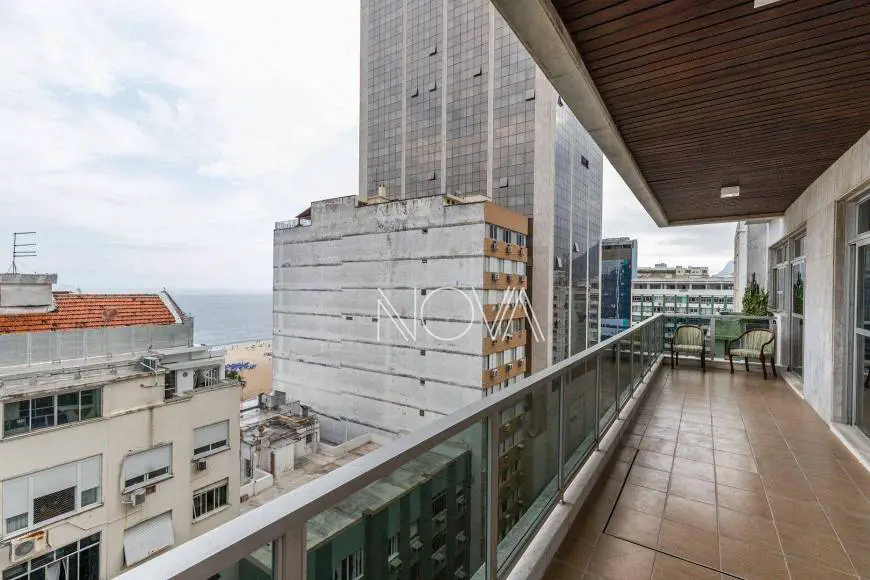 Foto 3 de Apartamento com 4 Quartos para alugar, 256m² em Leme, Rio de Janeiro