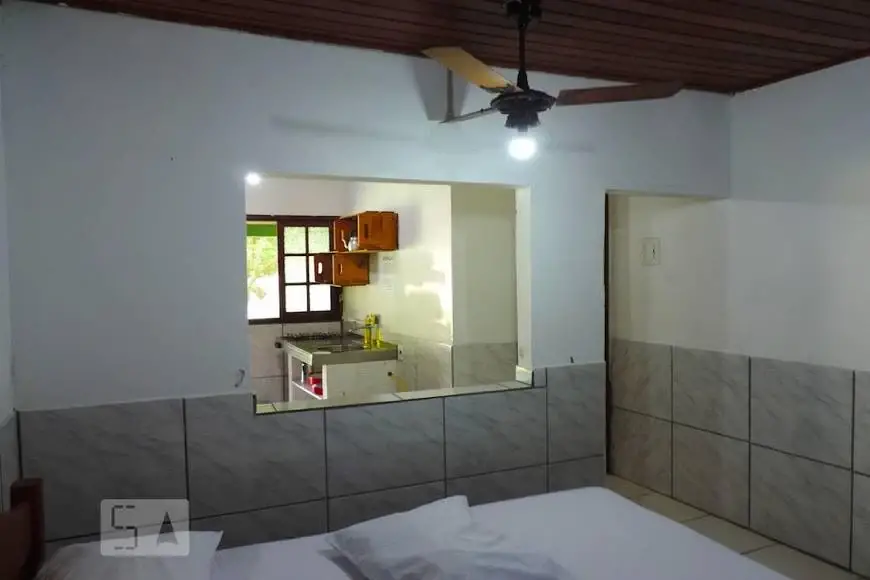 Foto 4 de Apartamento com 1 Quarto para alugar, 25m² em Barra da Lagoa, Florianópolis