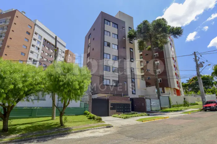 Foto 1 de Apartamento com 1 Quarto para alugar, 26m² em Cabral, Curitiba