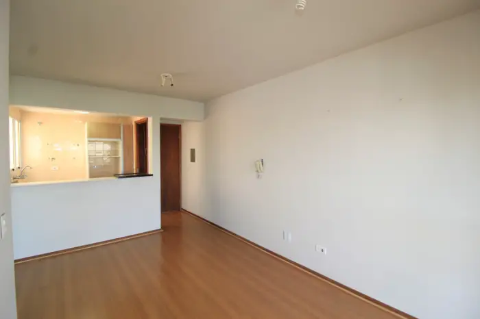 Foto 5 de Apartamento com 1 Quarto para alugar, 36m² em Centro, Curitiba
