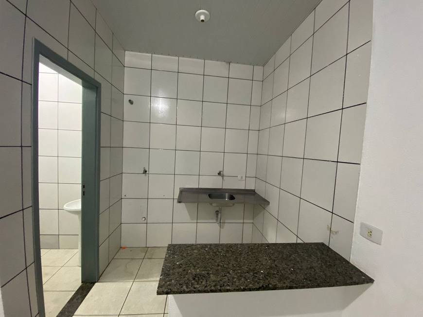 Foto 3 de Apartamento com 1 Quarto para alugar, 30m² em Centro, Londrina