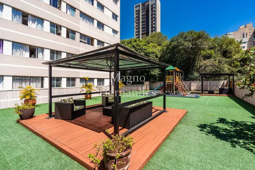Foto 1 de Apartamento com 1 Quarto à venda, 45m² em Cristo Rei, Curitiba