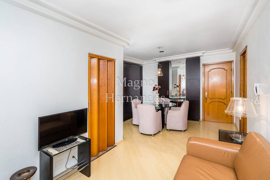 Foto 4 de Apartamento com 1 Quarto à venda, 45m² em Cristo Rei, Curitiba
