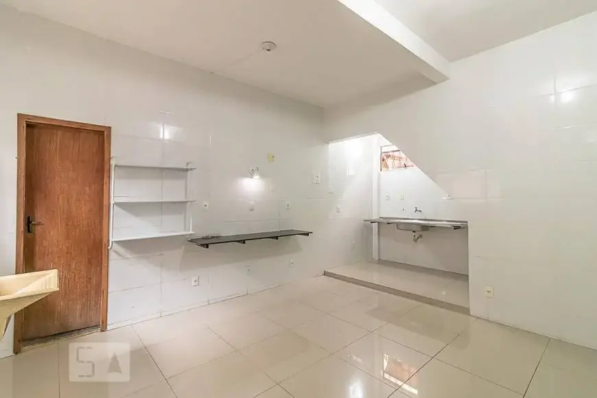 Foto 1 de Apartamento com 1 Quarto para alugar, 16m² em Ipiranga, Belo Horizonte