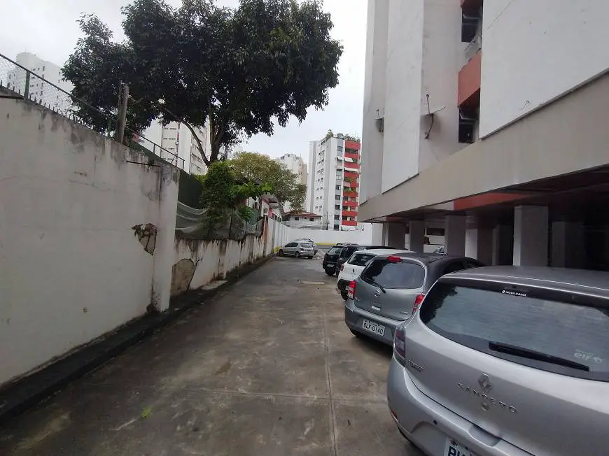 Foto 1 de Apartamento com 1 Quarto para alugar, 45m² em Jardim Apipema, Salvador