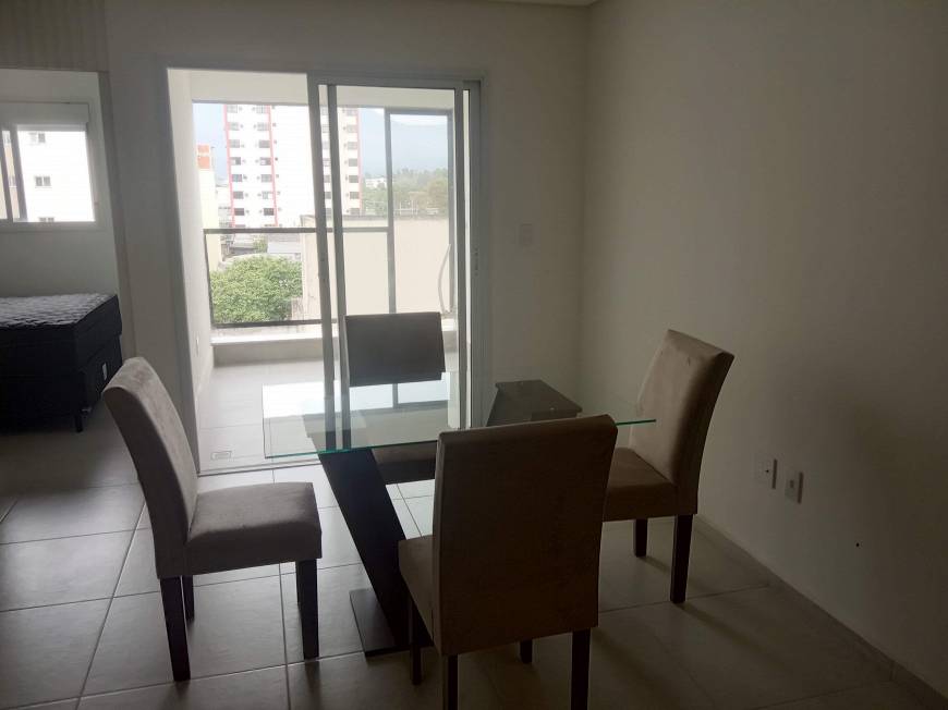 Foto 4 de Apartamento com 1 Quarto para venda ou aluguel, 42m² em Jardim Jalisco, Resende