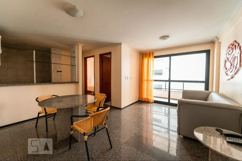 Foto 1 de Apartamento com 1 Quarto para alugar, 50m² em Meireles, Fortaleza