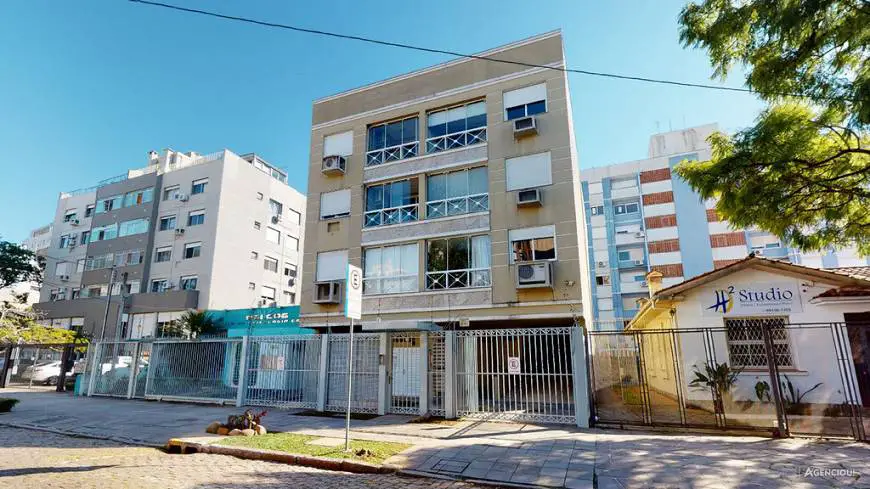 Foto 1 de Apartamento com 1 Quarto à venda, 54m² em Menino Deus, Porto Alegre