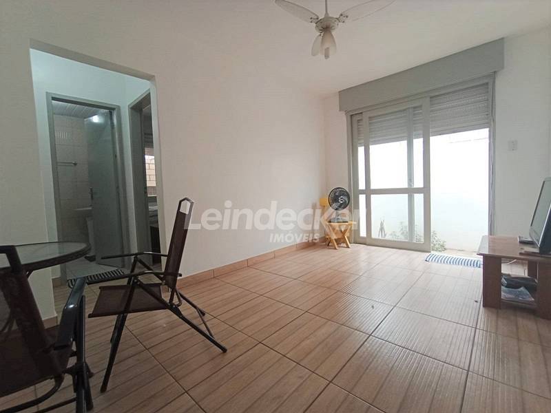 Foto 1 de Apartamento com 1 Quarto para alugar, 45m² em Rubem Berta, Porto Alegre