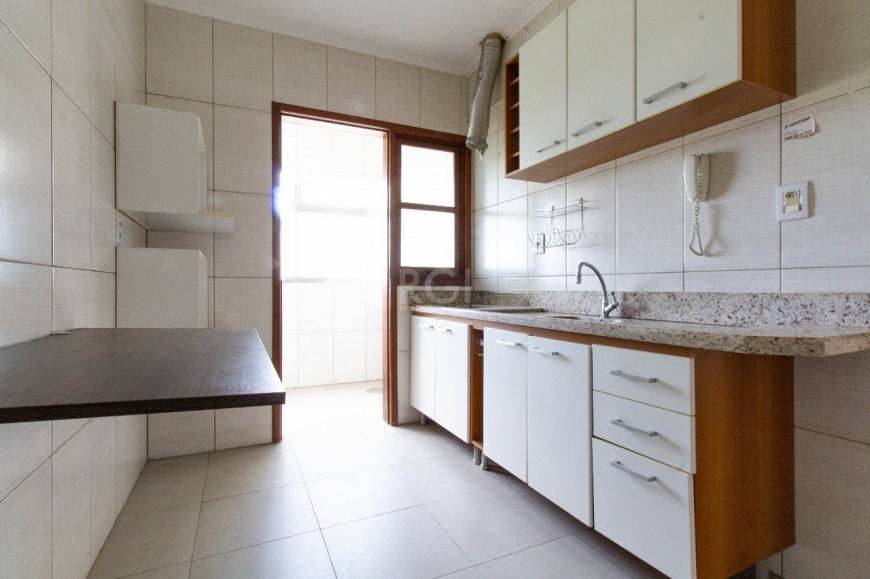 Foto 5 de Apartamento com 1 Quarto à venda, 70m² em Santo Antônio, Porto Alegre