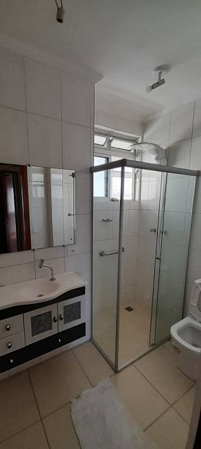 Foto 2 de Apartamento com 2 Quartos para alugar, 81m² em Aclimação, São Paulo