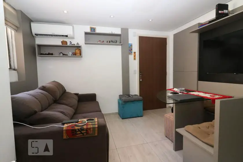 Foto 3 de Apartamento com 2 Quartos para alugar, 48m² em Alto Petrópolis, Porto Alegre