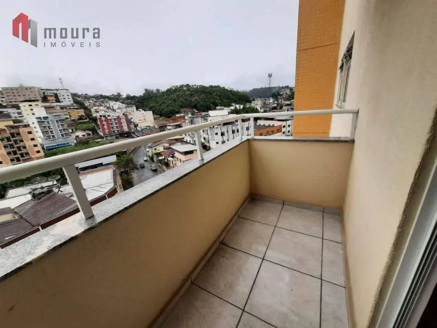 Foto 2 de Apartamento com 2 Quartos para alugar, 60m² em Bonfim, Juiz de Fora