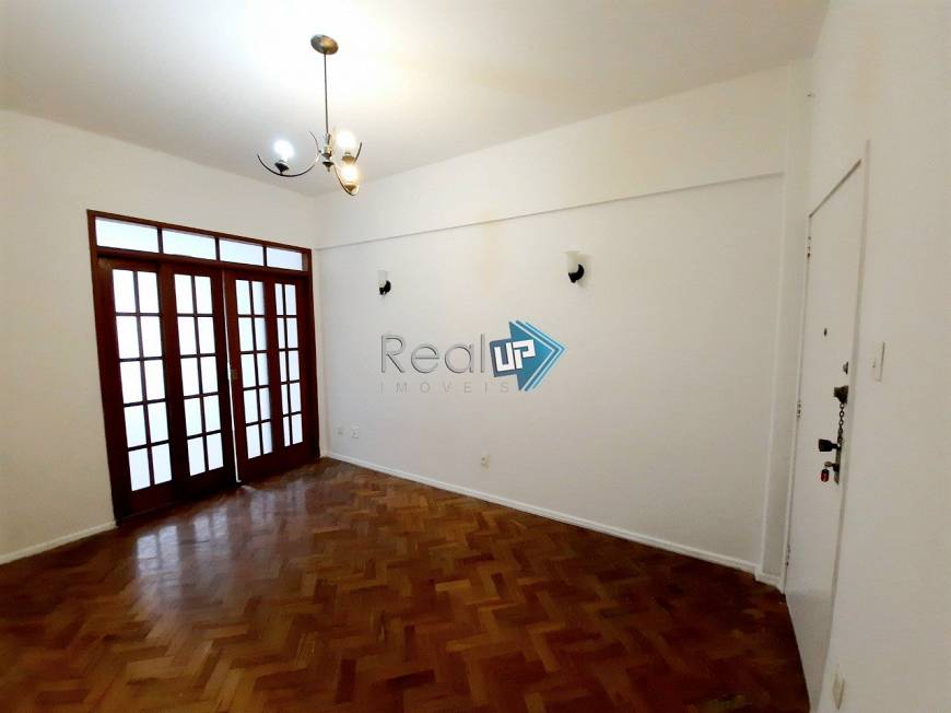 Foto 1 de Apartamento com 2 Quartos para alugar, 60m² em Botafogo, Rio de Janeiro