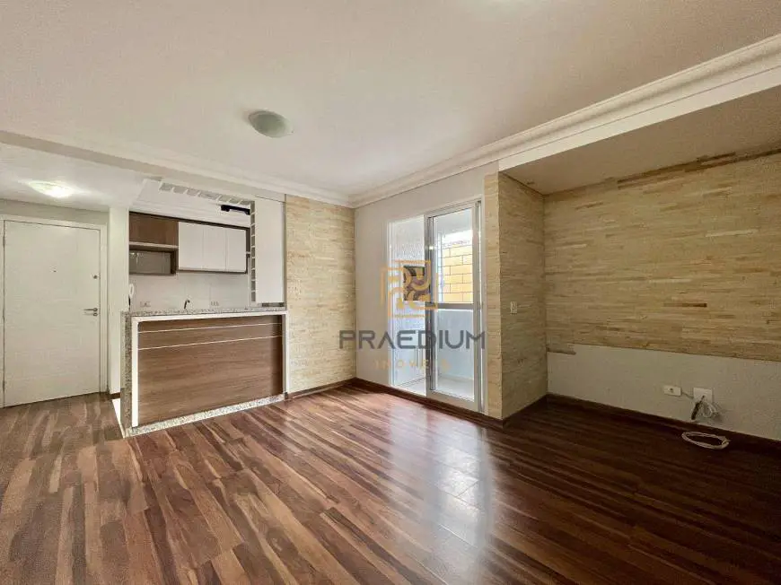Foto 1 de Apartamento com 2 Quartos à venda, 67m² em Cajuru, Curitiba