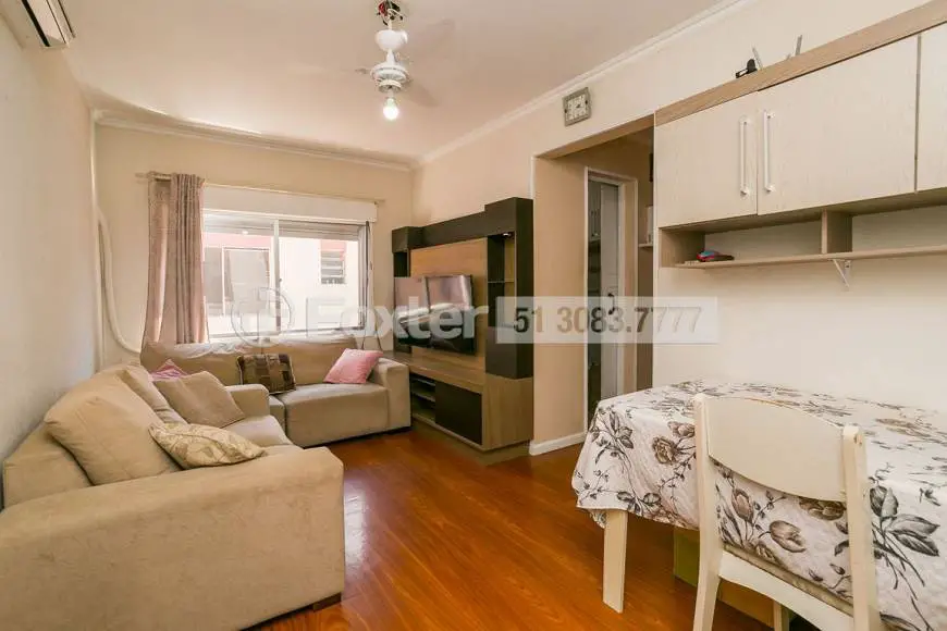 Foto 1 de Apartamento com 2 Quartos à venda, 53m² em Camaquã, Porto Alegre