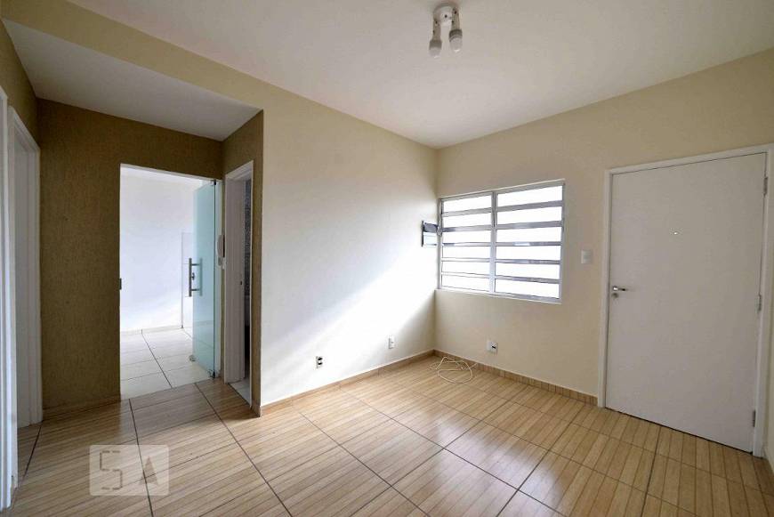 Foto 1 de Apartamento com 2 Quartos para alugar, 52m² em Cambuci, São Paulo
