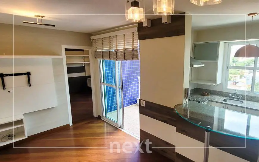 Foto 2 de Apartamento com 2 Quartos para alugar, 74m² em Cambuí, Campinas