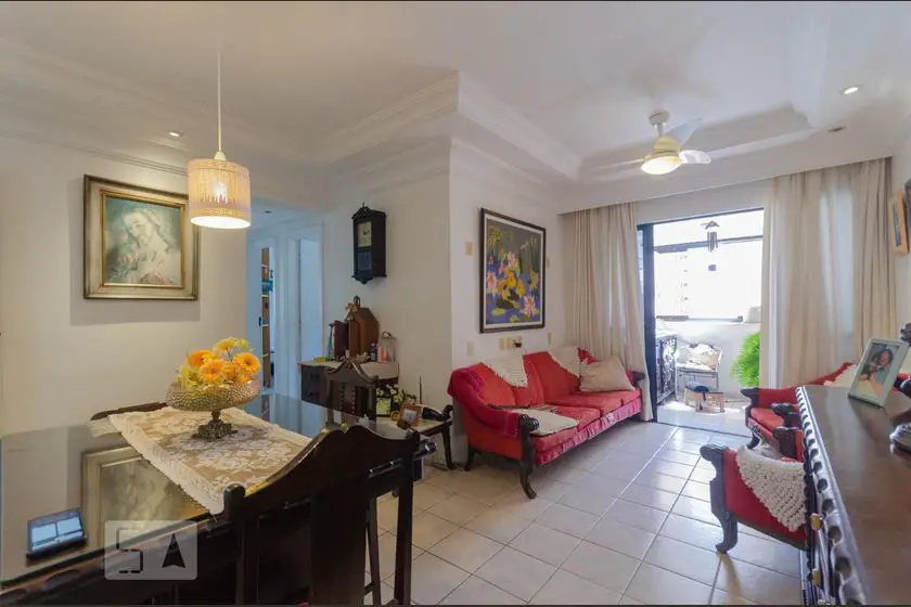Foto 1 de Apartamento com 2 Quartos para alugar, 78m² em Candeal, Salvador