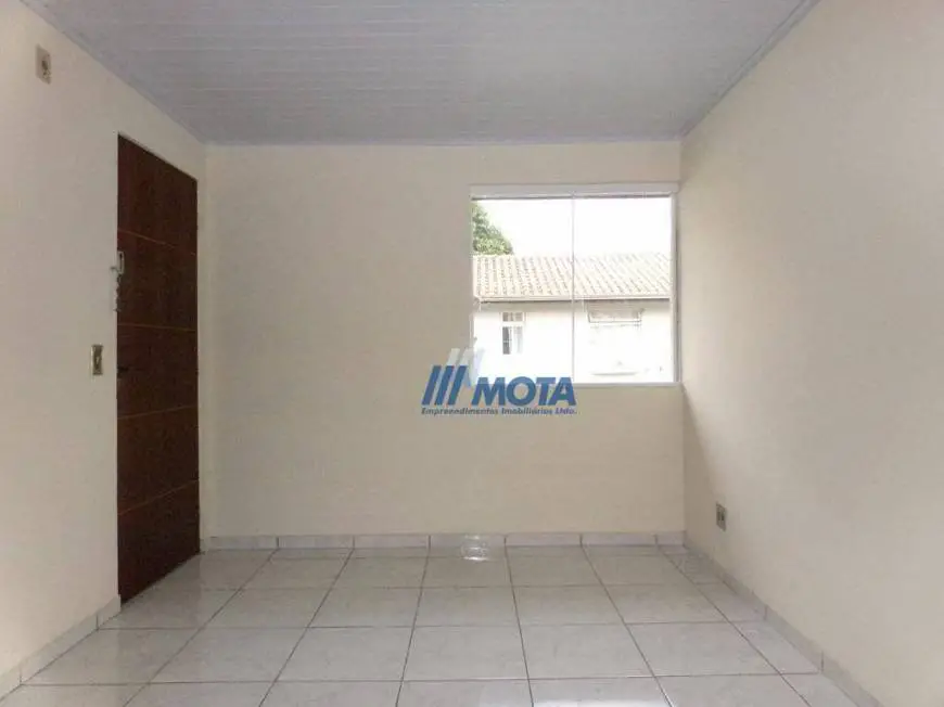 Foto 2 de Apartamento com 2 Quartos para alugar, 46m² em Capão da Imbuia, Curitiba