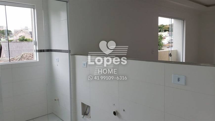 Foto 3 de Apartamento com 2 Quartos à venda, 62m² em Capão Raso, Curitiba
