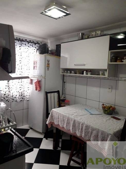 Foto 4 de Apartamento com 2 Quartos à venda, 48m² em Capão Redondo, São Paulo