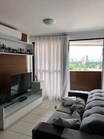 Foto 1 de Apartamento com 2 Quartos para alugar, 70m² em Casa Forte, Recife