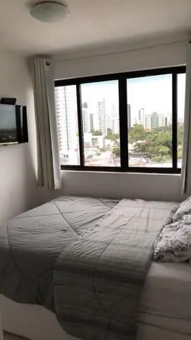 Foto 5 de Apartamento com 2 Quartos para alugar, 70m² em Casa Forte, Recife
