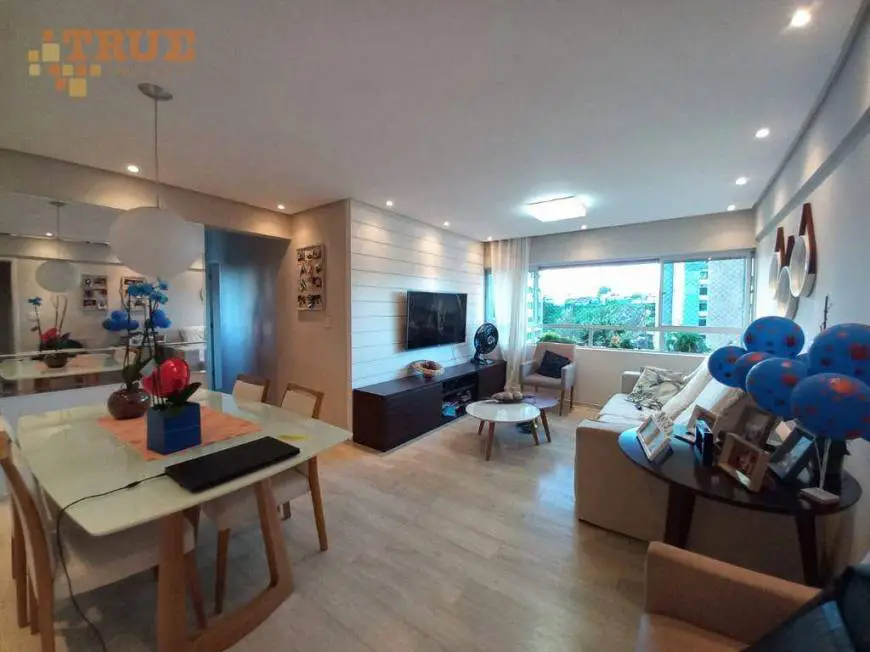 Foto 1 de Apartamento com 2 Quartos para venda ou aluguel, 79m² em Casa Forte, Recife