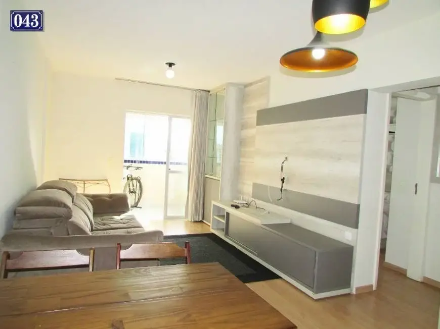 Foto 5 de Apartamento com 2 Quartos para alugar, 72m² em Centro, Londrina