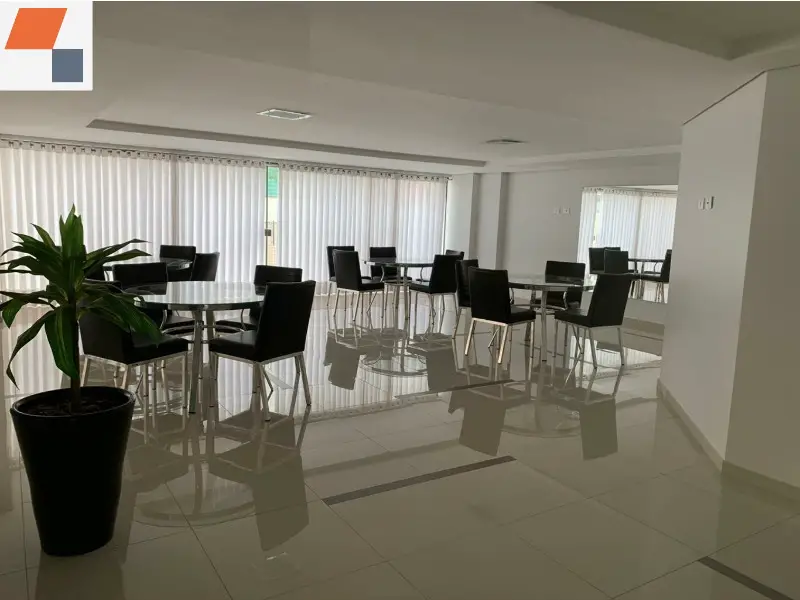 Foto 5 de Apartamento com 2 Quartos à venda, 167m² em Centro, Maringá