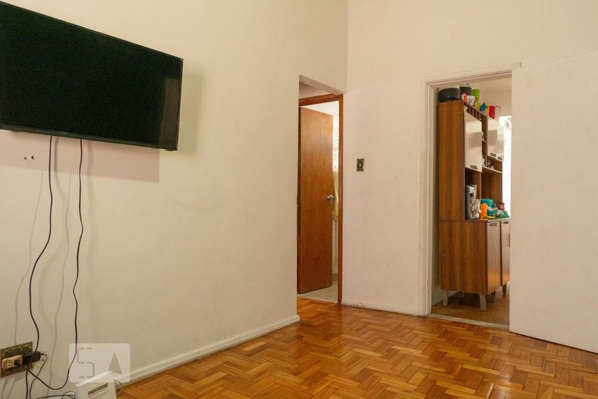 Foto 2 de Apartamento com 2 Quartos à venda, 50m² em Centro, Niterói