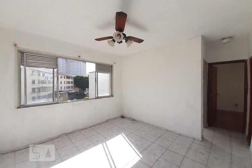 Foto 1 de Apartamento com 2 Quartos para alugar, 60m² em Del Castilho, Rio de Janeiro