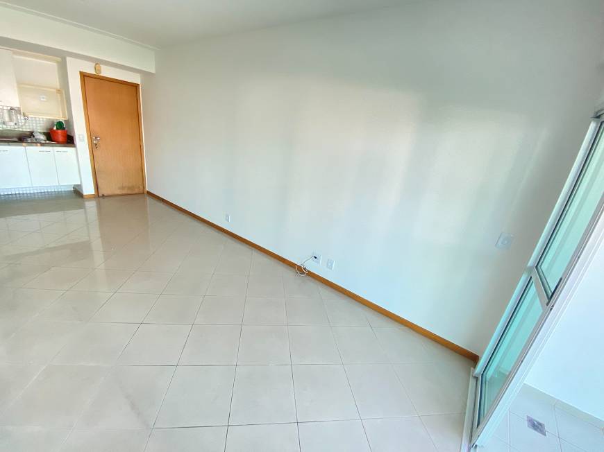 Foto 4 de Apartamento com 2 Quartos à venda, 70m² em Enseada do Suá, Vitória
